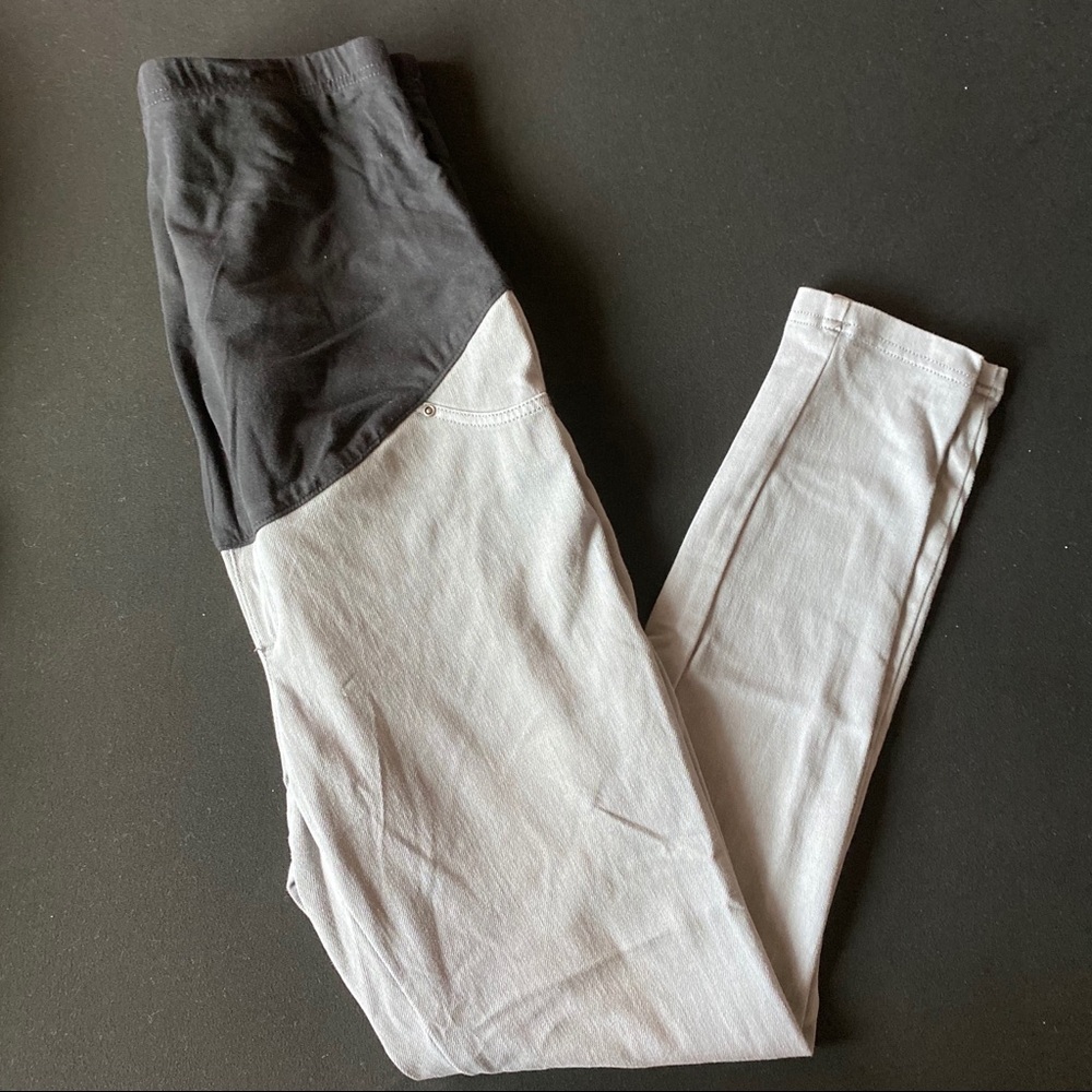 TIME AND TRU Maternity Jeggings